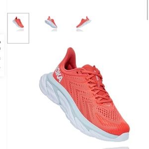 Women’s coral Clifton 7 Hoka sneakers